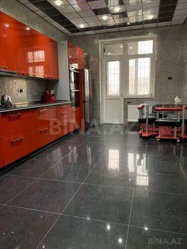 İcarəyə verilir 4 otaqlı yeni tikili 170 m², 28 May m., photo 9 from 13
