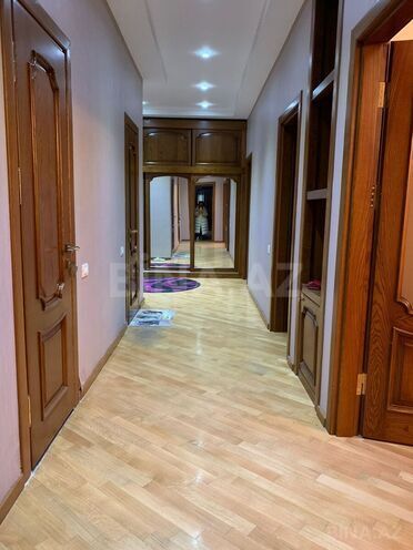 İcarəyə verilir 4 otaqlı yeni tikili 170 m², 28 May m., photo 11 from 13