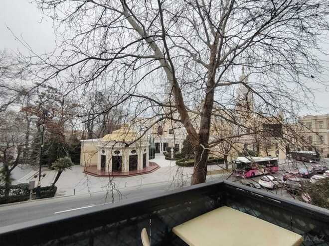 Сдаётся 2-комн. вторичка 100 м², м. Ичеришехер, photo 15 from 20