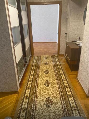 Сдаётся 3-комн. вторичка 100 м², м. Ичеришехер, photo 15 from 18