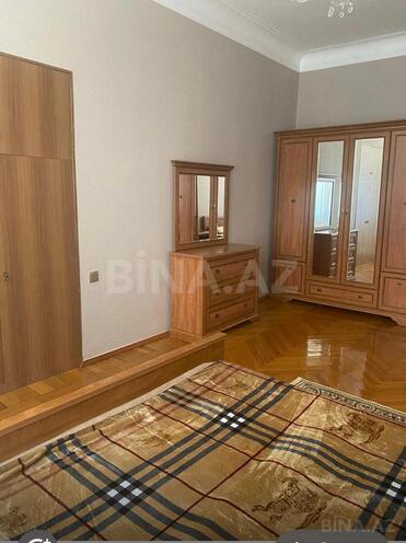 Сдаётся 3-комн. вторичка 100 м², м. Ичеришехер, photo 7 from 18