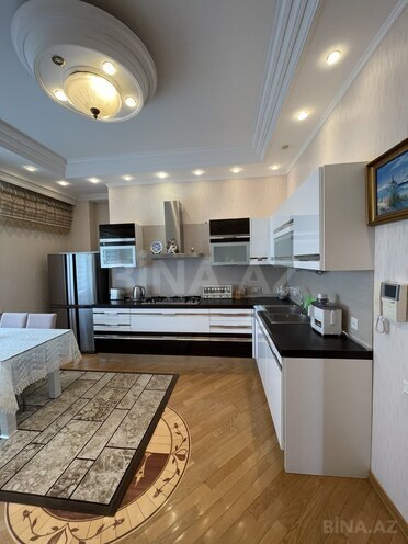 Сдаётся 2-комн. новостройка 113 м², м. Элмляр Академиясы, photo 8 from 11