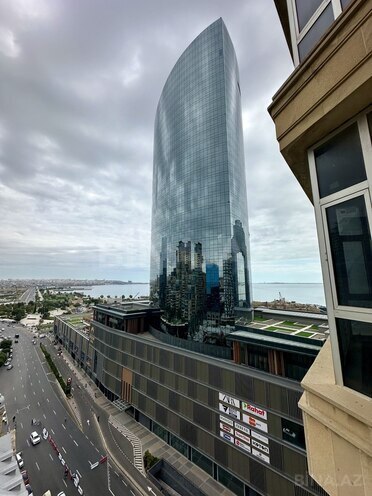 Satılır 4 otaqlı yeni tikili 245 m², 28 May m., photo 16 from 18