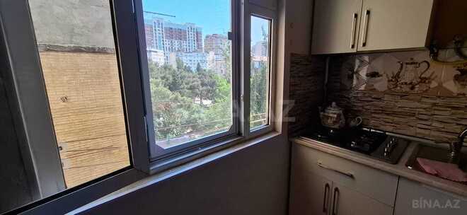 Продаётся 5-комн. вторичка 100 м², м. Элмляр Академиясы, photo 5 from 24