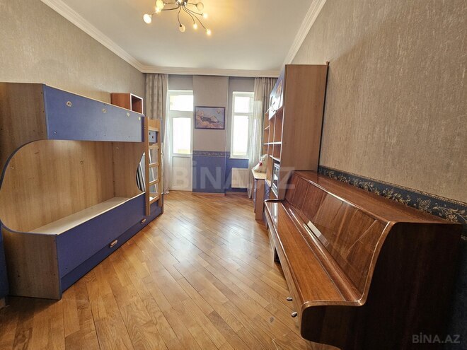 Сдаётся 4-комн. новостройка 160 м², м. Элмляр Академиясы, photo 11 from 23