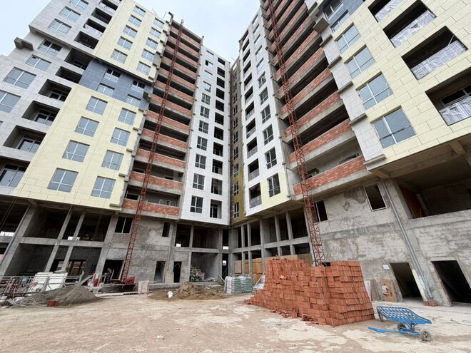 Продаётся 1-комн. новостройка 65 м², м. Азадлыг проспекти, photo 1 from 7