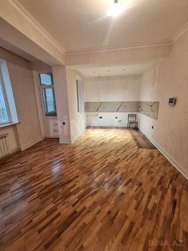Satılır 4 otaqlı yeni tikili 160 m², 8-ci mikrorayon q., photo 11 from 16