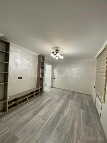 Продаётся 2-комн. вторичка 42 м², м. Элмляр Академиясы, photo 15 from 21