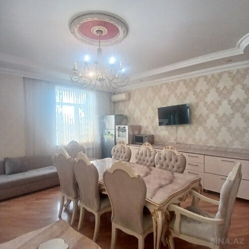 Satılır 3 otaqlı yeni tikili 110 m², İnşaatçılar m., photo 1 from 18