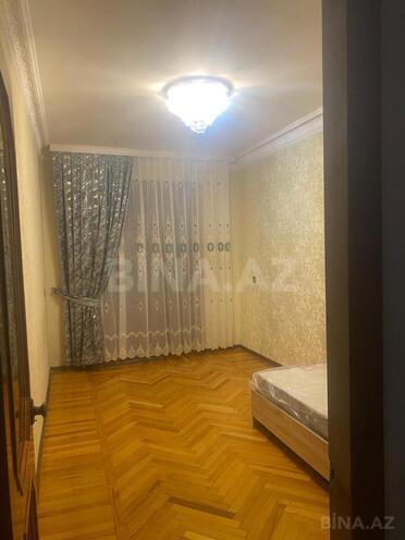Сдаётся 3-комн. новостройка 75 м², м. Нефтчиляр, photo 8 from 16