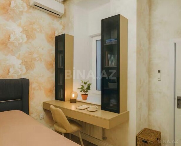 İcarəyə verilir 2 otaqlı köhnə tikili 70 m², Nizami m., photo 7 from 17