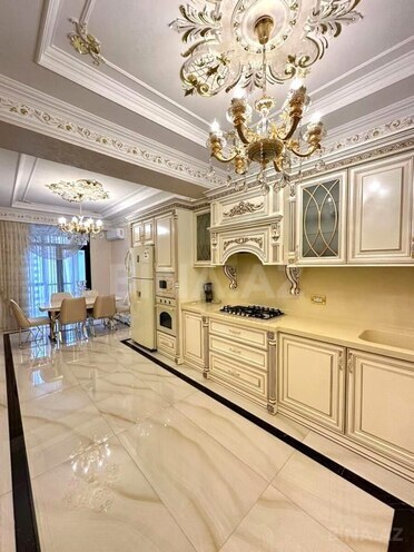 Продаётся 4-комн. новостройка 180 м², м. 28 мая, photo 12 from 24