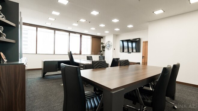 İcarəyə verilir 5 otaqlı ofis 230 m², 28 May m., photo 26 from 32