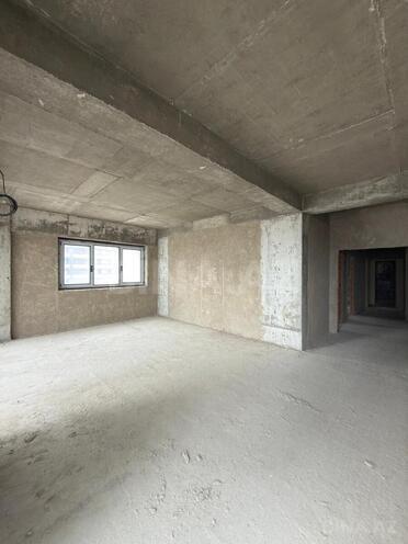 Продаётся 4-комн. новостройка 194 м², Хатаинский р., photo 11 from 32