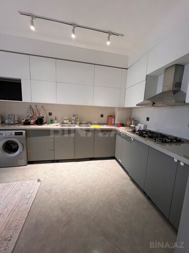 Продаётся 4-комн. новостройка 195 м², м. Низами, photo 17 from 27