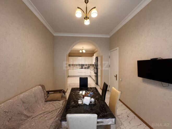 Satılır 9 otaqlı həyət evi/bağ evi 500 m², Səbail r., photo 5 from 30