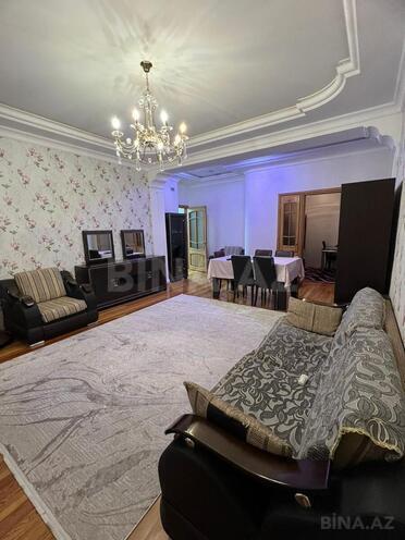Продаётся 3-комн. новостройка 100 м², м. 8 ноября, photo 1 from 12