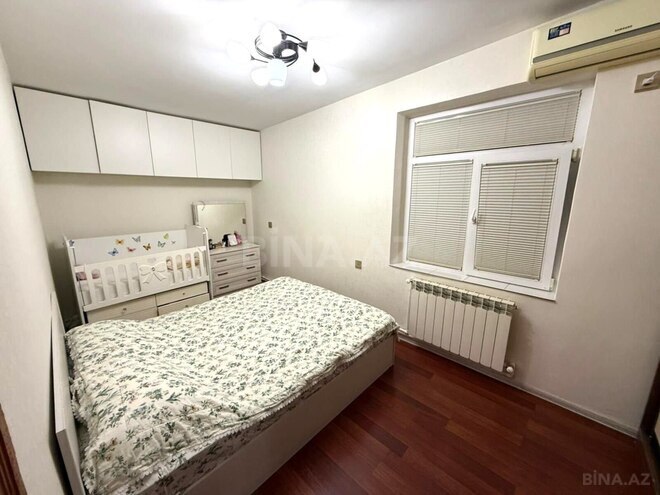 Продаётся 2-комн. вторичка 60 м², м. Элмляр Академиясы, photo 6 from 14