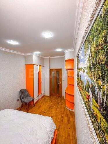 İcarəyə verilir 4 otaqlı köhnə tikili 200 m², İçəri Şəhər m., photo 16 from 19