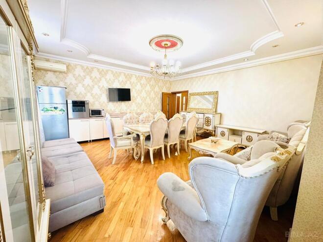 Продаётся 3-комн. новостройка 105 м², м. Иншаатчылар, photo 5 from 22