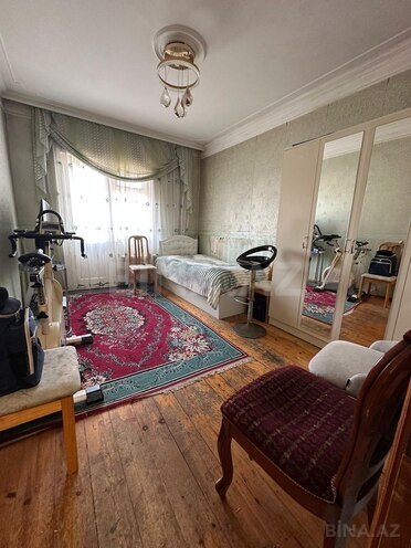 Satılır 3 otaqlı köhnə tikili 70 m², Xalqlar Dostluğu m., photo 3 from 12