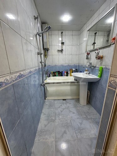 Satılır 3 otaqlı köhnə tikili 70 m², Xalqlar Dostluğu m., photo 5 from 12