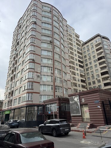 Сдаётся 2-комн. новостройка 95 м², м. Нариман Нариманов, photo 1 from 15