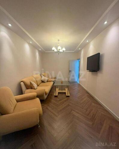 İcarəyə verilir 3 otaqlı köhnə tikili 85 m², Azadlıq Prospekti m., photo 3 from 12