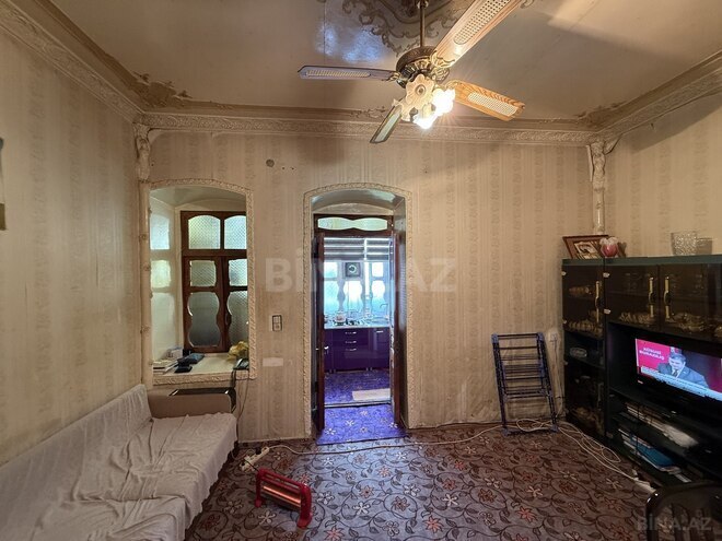 Продаётся 2-комн. вторичка 40 м², м. Сахил, photo 1 from 6