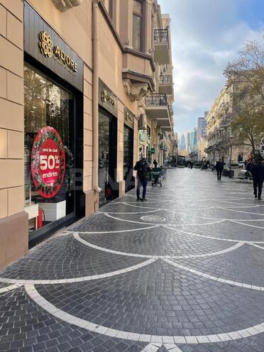 Продаётся 2-комн. вторичка 50 м², м. Сахил, photo 3 from 14