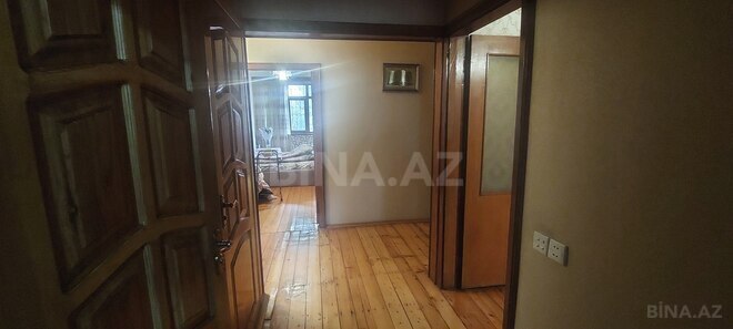 Продаётся 5-комн. вторичка 120 м², м. Нефтчиляр, photo 19 from 20