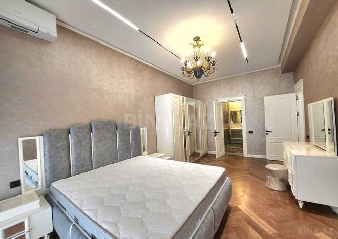 Сдаётся 3-комн. новостройка 172 м², м. Низами, photo 11 from 20