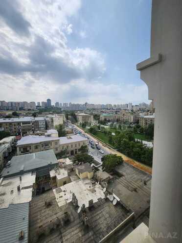 Сдаётся 3-комн. новостройка 172 м², м. Низами, photo 18 from 20