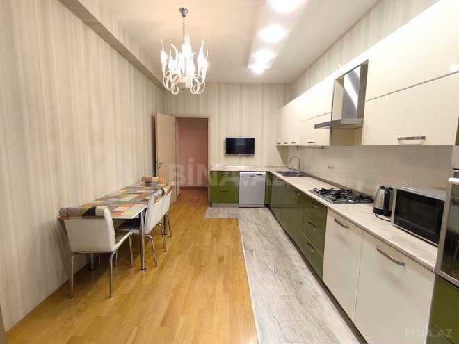 İcarəyə verilir 4 otaqlı yeni tikili 200 m², 28 May m., photo 5 from 21