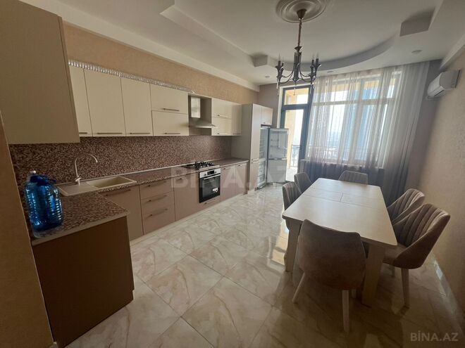 Сдаётся 3-комн. новостройка 180 м², м. Кероглу, photo 7 from 9