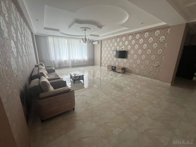 Сдаётся 3-комн. новостройка 180 м², м. Кероглу, photo 1 from 9