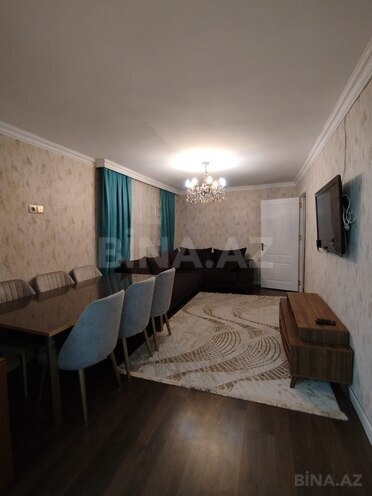 Satılır 3 otaqlı köhnə tikili 70 m², İnşaatçılar m., photo 10 from 15