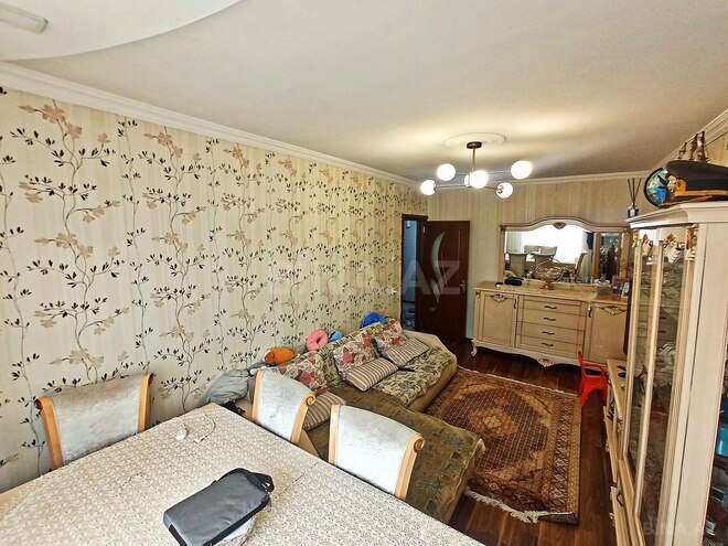 Продаётся 2-комн. вторичка 70 м², м. 8 ноября, photo 3 from 15