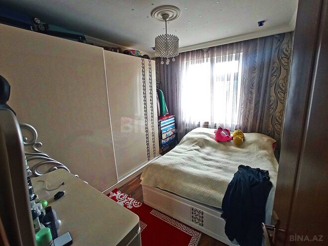Продаётся 2-комн. вторичка 70 м², м. 8 ноября, photo 7 from 15