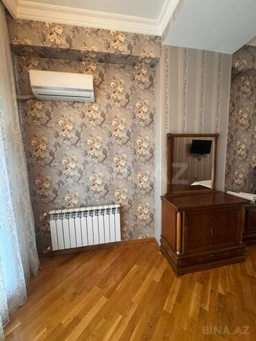 Satılır 4 otaqlı yeni tikili 178 m², Sahil m., photo 13 from 29