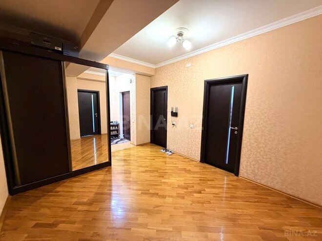 Продаётся 2-комн. новостройка 110 м², м. Иншаатчылар, photo 10 from 13