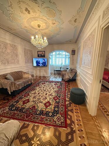 İcarəyə verilir 3 otaqlı köhnə tikili 85 m², Nərimanov r., photo 1 from 17