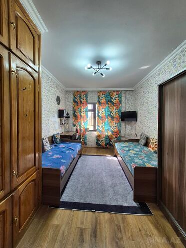 Продаётся 4-комн. вторичка 100 м², м. Ази Асланов, photo 9 from 16