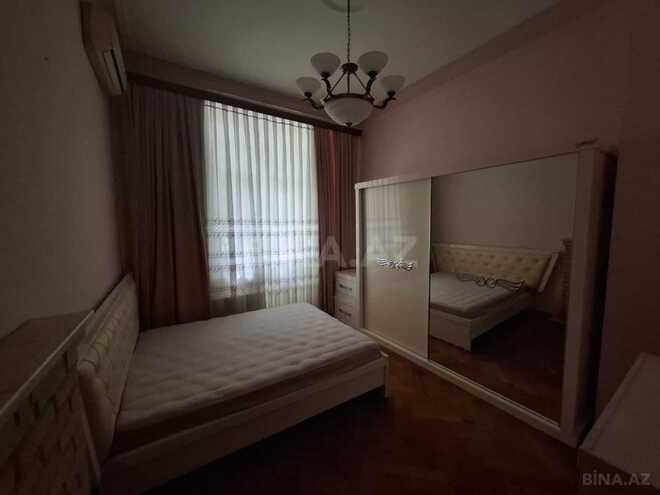 Satılır 6 otaqlı köhnə tikili 200 m², İçəri Şəhər m., photo 13 from 20