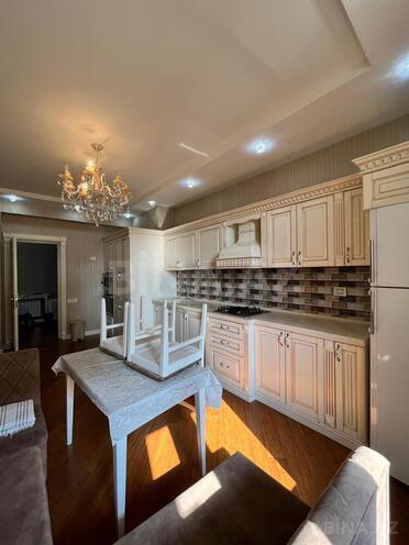 Сдаётся 3-комн. новостройка 130 м², Насиминский  р., photo 11 from 16