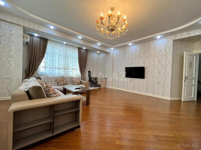 Сдаётся 3-комн. новостройка 130 м², Насиминский  р., photo 4 from 16