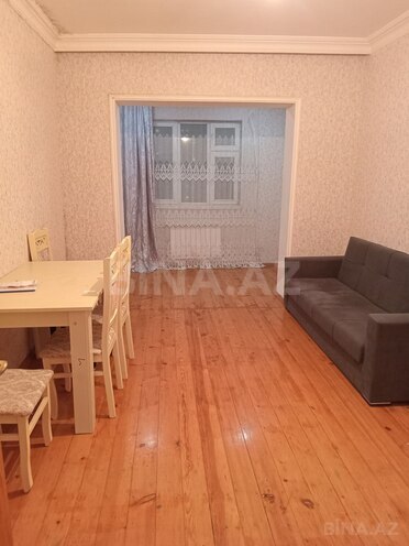 Сдаётся 2-комн. вторичка 70 м², м. Иншаатчылар, photo 1 from 12