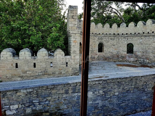 İcarəyə verilir 2 otaqlı köhnə tikili 45 m², İçəri Şəhər m., photo 3 from 15