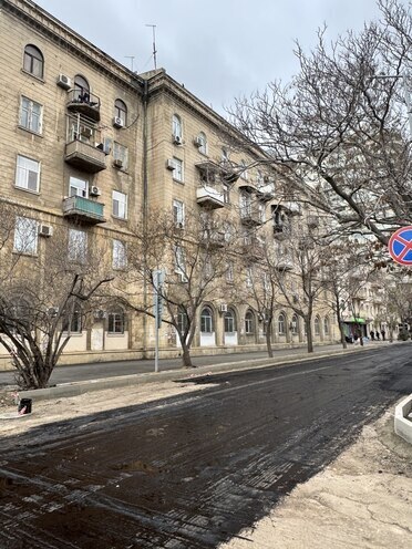 Продаётся 2-комн. вторичка 50 м², м. 28 мая, photo 1 from 16
