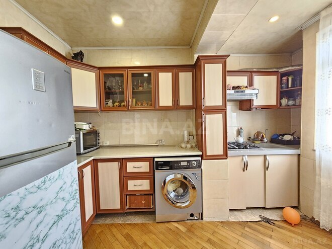 Продаётся 3-комн. вторичка 90 м², м. Азадлыг проспекти, photo 6 from 17